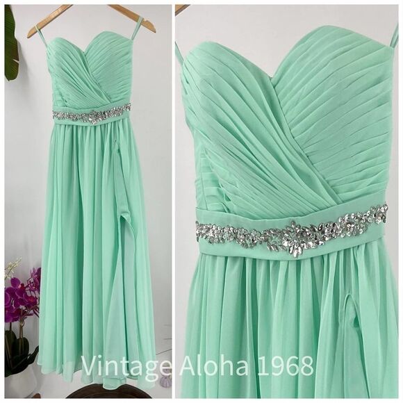 Evening Gown Dress Pre Loved Soft Green - Picture 5 of 5